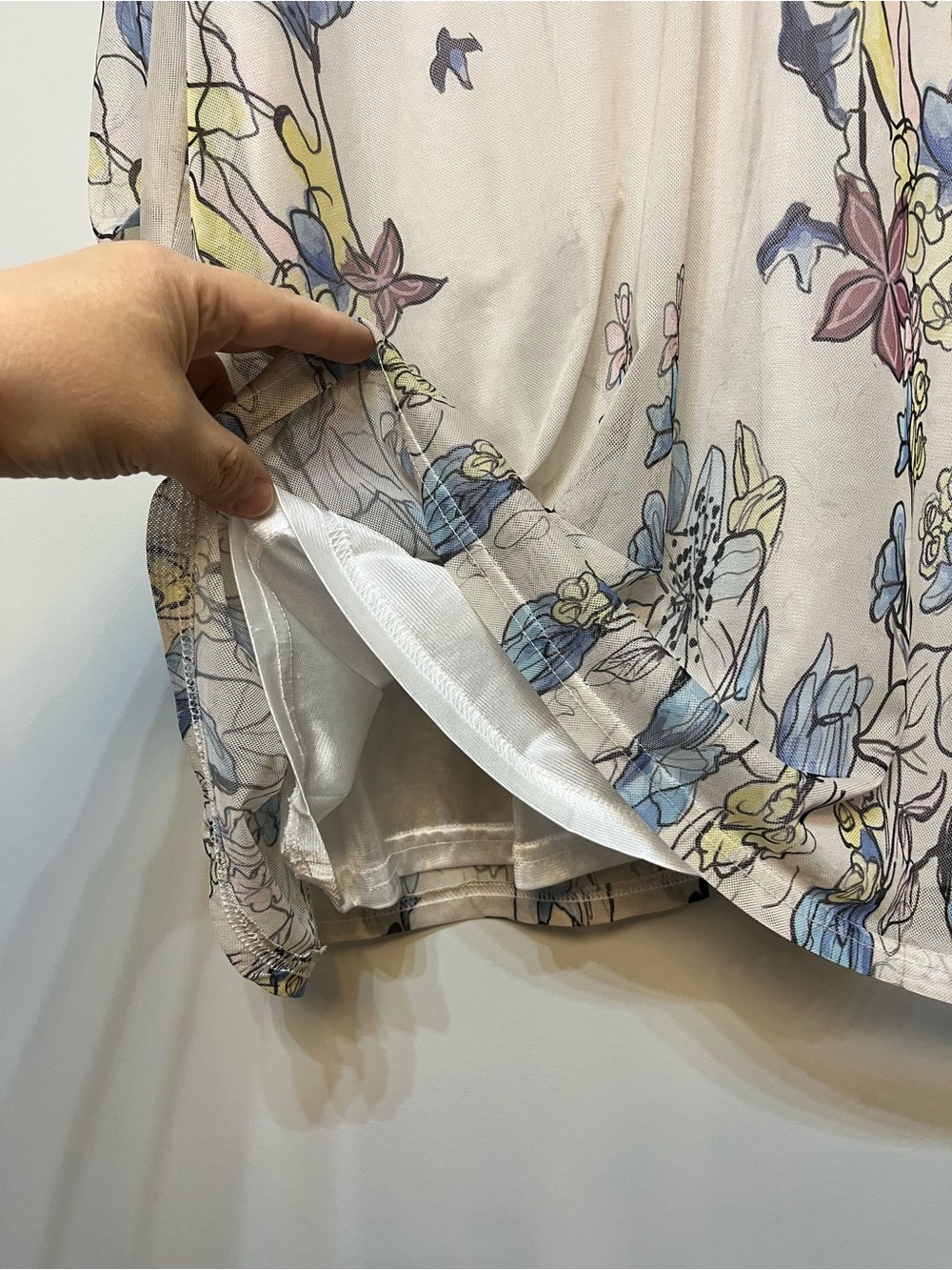Cream Floral V-Neck Tunic Top with Pastel Accents - Picture 6 of 10